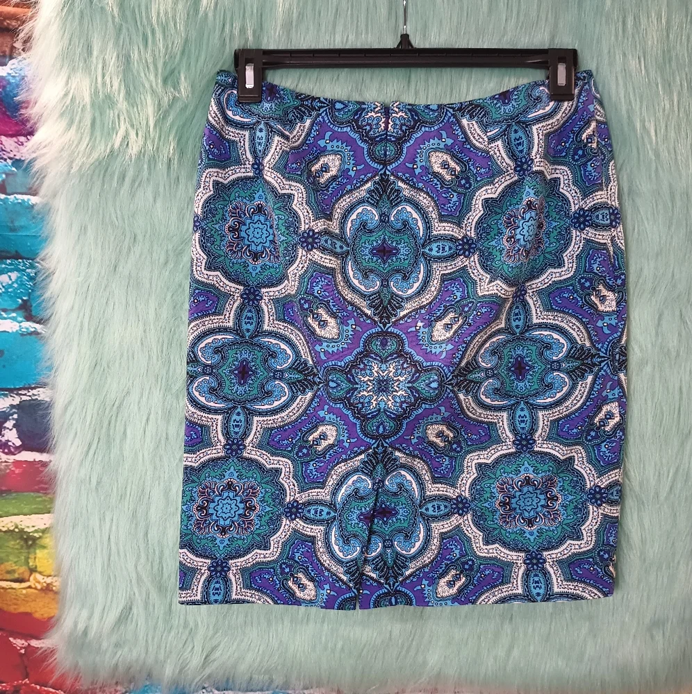 Talbots Petites Blue White and Purple Pattern Skirt Size 10p - Picture 5 of 8